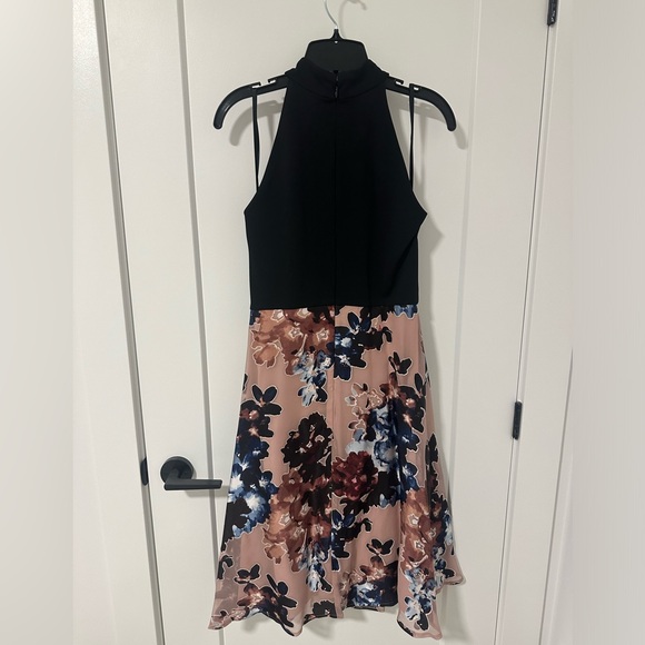 Formal Le Chateau Dress - Picture 2 of 3